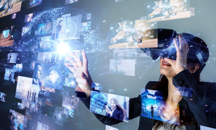 The Evolution of Virtual Reality by 2025